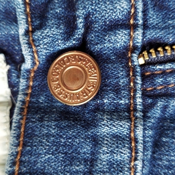 Levi Strauss &Co shorts.Size 12. - Picture 12 of 13